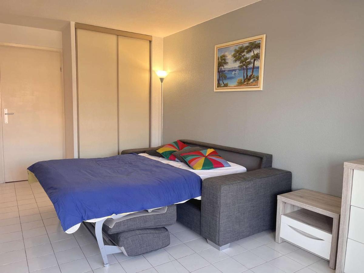 Studio Cabine A 200M De Port Frejus, Plage, Commerces, Terrasse, 4 Couchages, Menage Inclus - Fr-1-226A-31 Luaran gambar